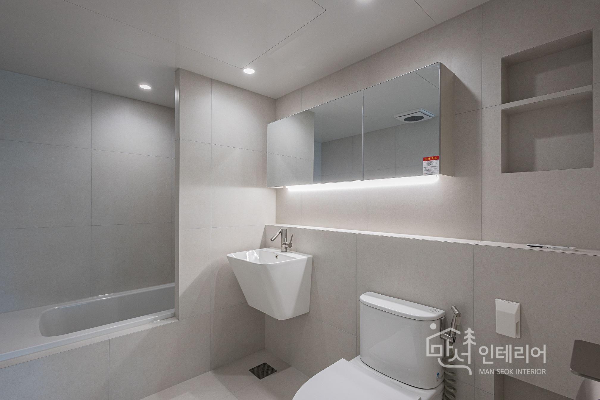 2040995494_WubL0pnd_bcddf20114fb98e8199a5c39c2b8381f493428c2.jpg 이미지크게보기